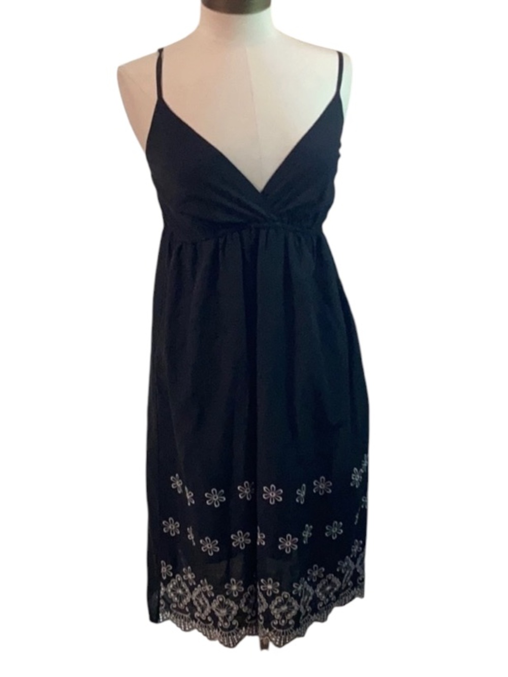 MINT green women’s black dress size L in excellent condition